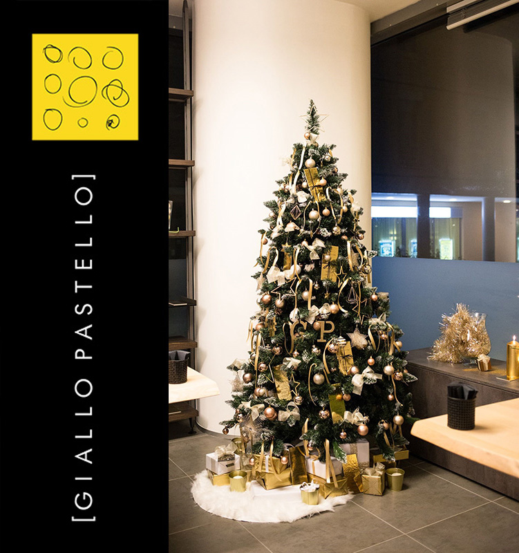 Albero di Natale - Interior Design Brescia: inauguriamo la nuova sede! - Giallo Pastello