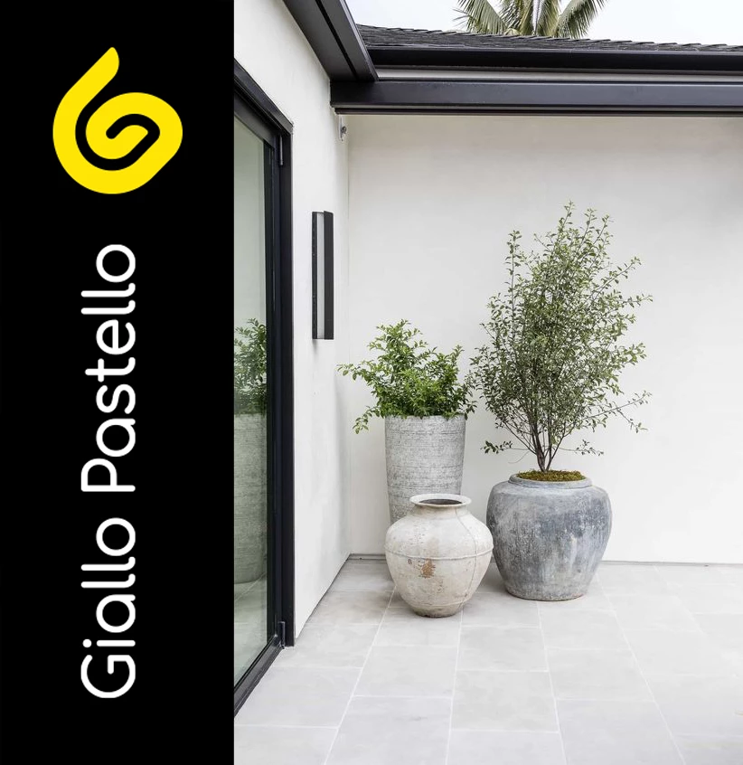 Vasi per arredare gli esterni arredare terrazzo appartamento - Giallo Pastello Interior Design Brescia